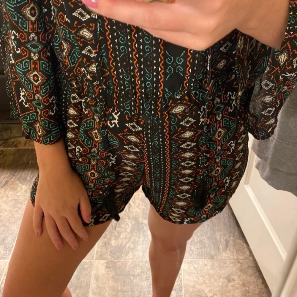 Patterned Romper - Picture 2 of 2